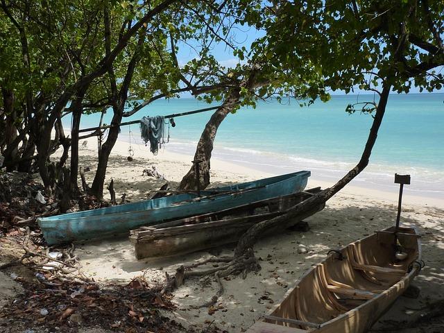 Jamaica Unplugged: Your Essential Travel Guide to Beaches, Culture, and Unforgettable Adventures